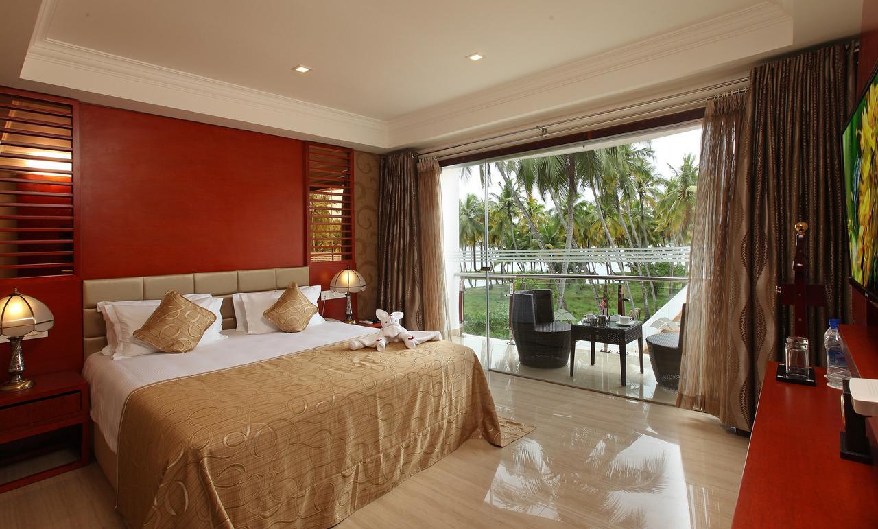 Lake Palace Trivandrum Vettutura Exterior foto