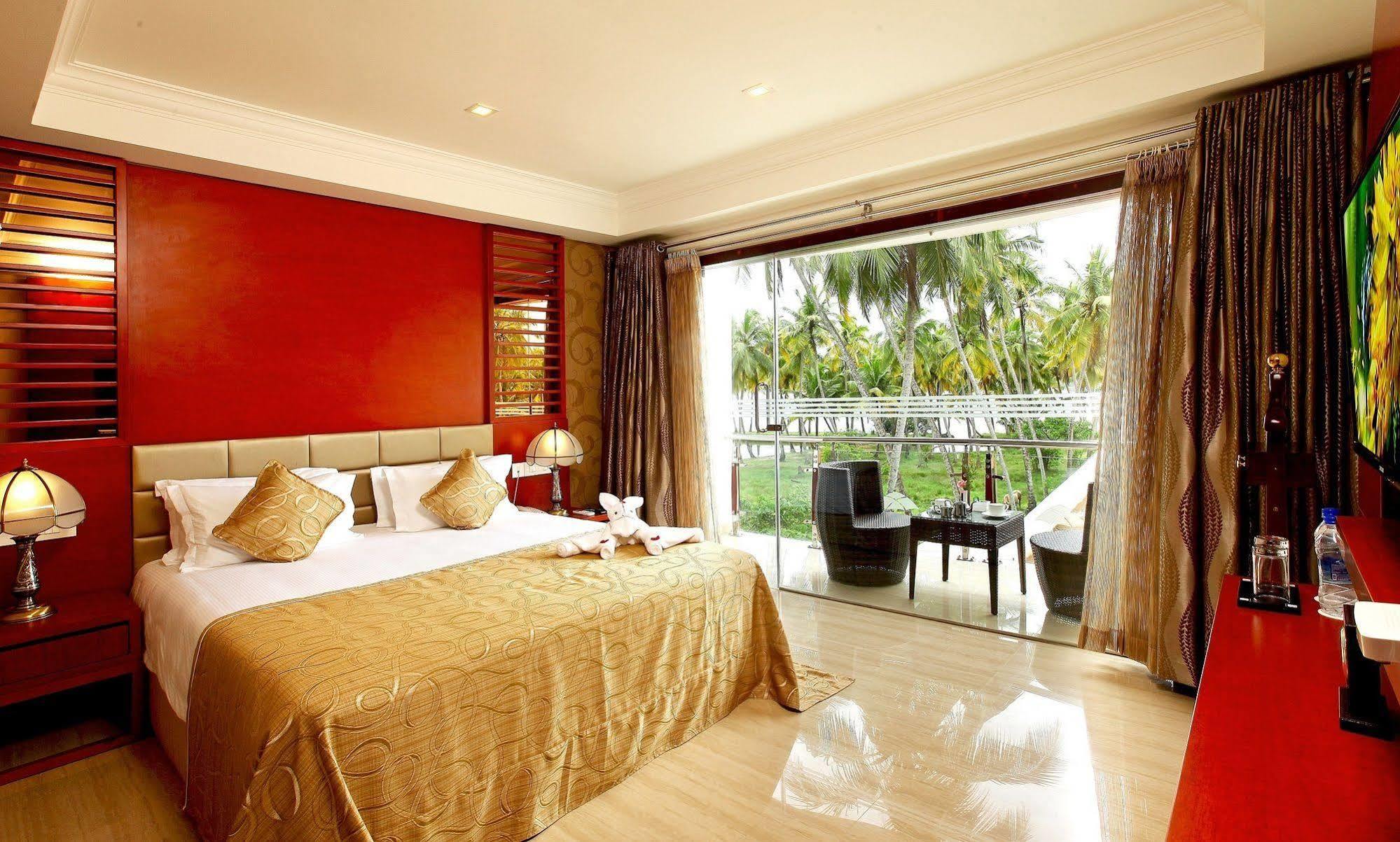 Lake Palace Trivandrum Vettutura Exterior foto
