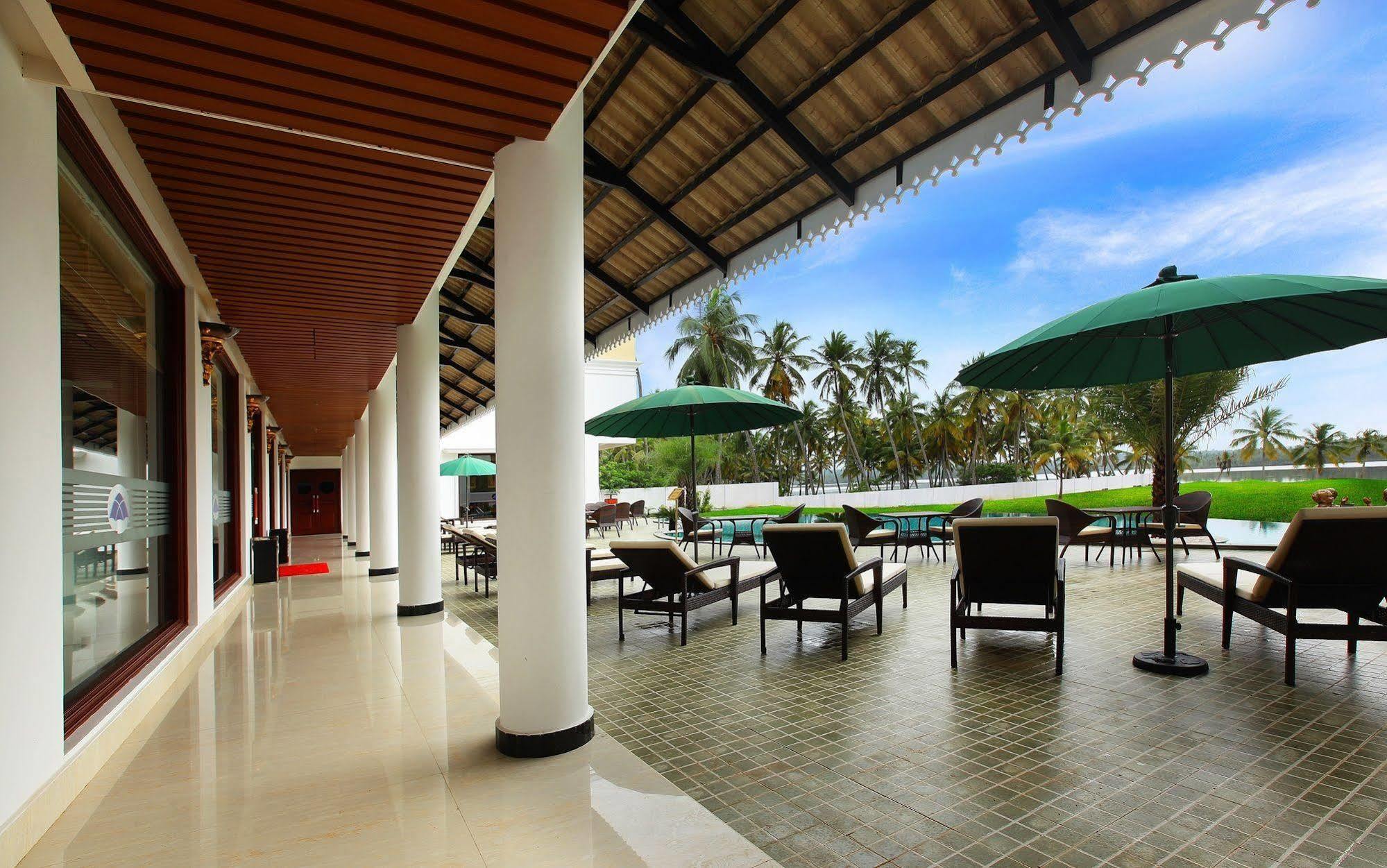 Lake Palace Trivandrum Vettutura Exterior foto