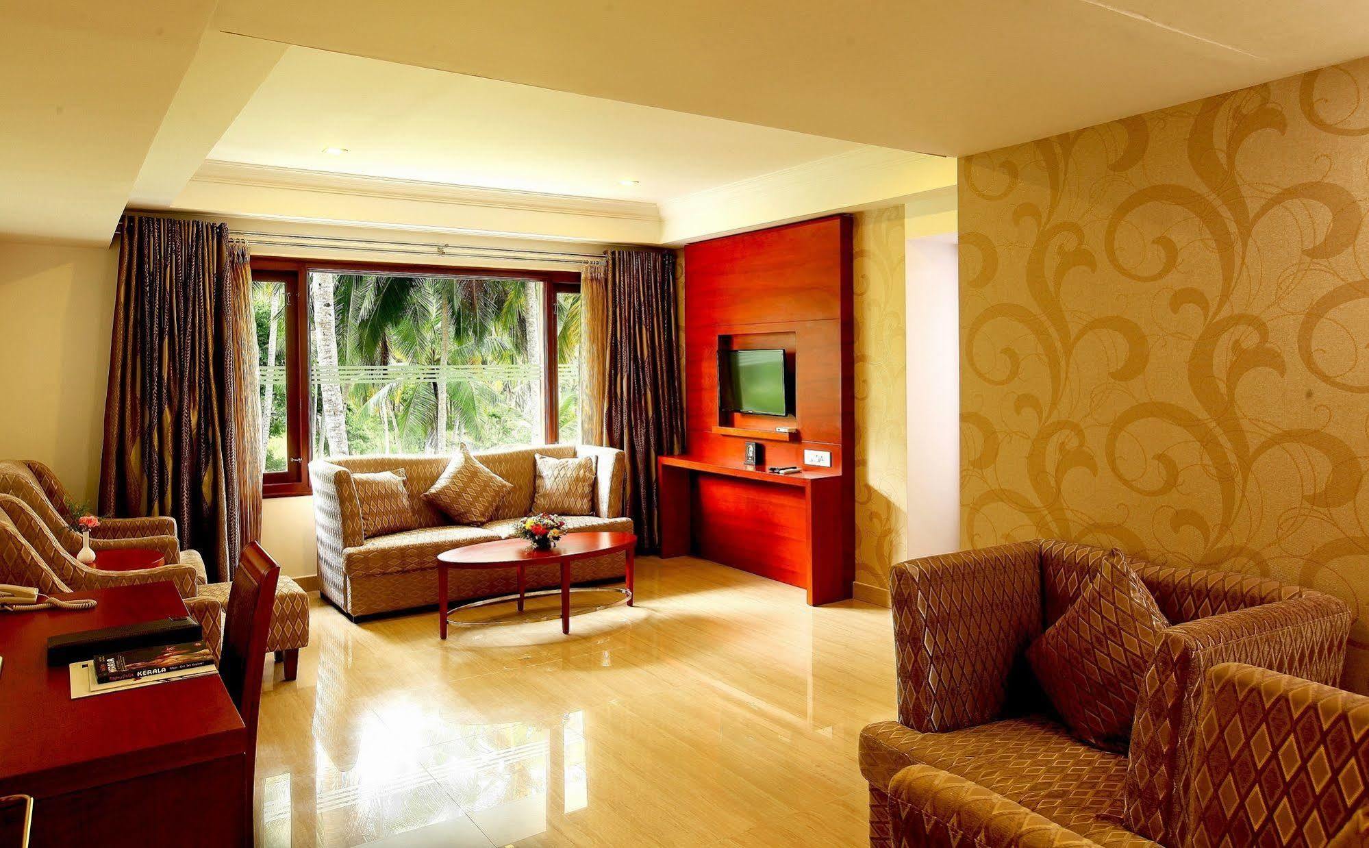 Lake Palace Trivandrum Vettutura Exterior foto